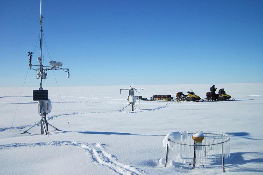 New technologies in the polar regions